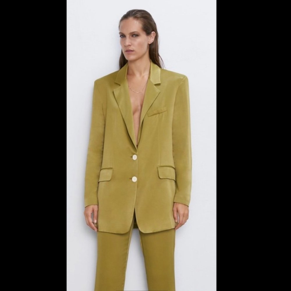 NWT Zara Buttoned Satin Effect Blazer